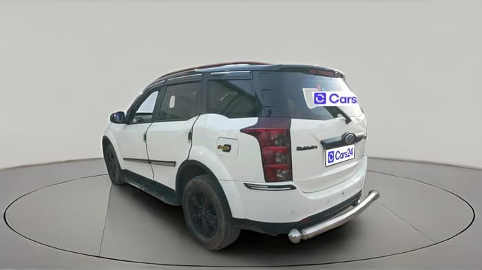 2013 Mahindra XUV500 W8, Diesel, Manual, 41,120 km, exterior