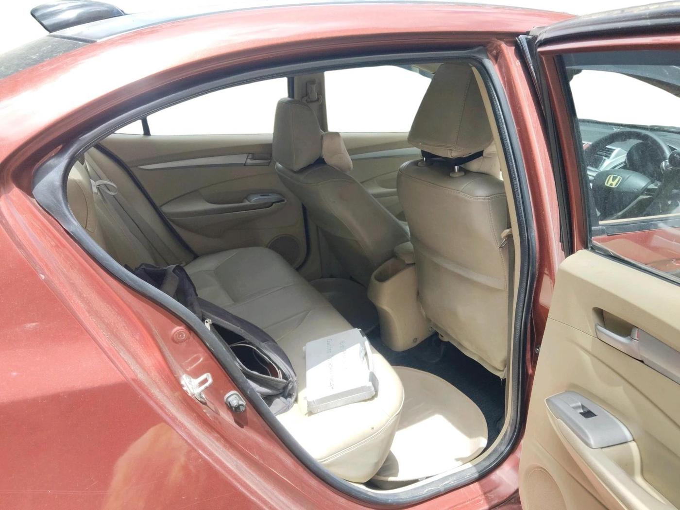 2011 Honda City 1.5L I-VTEC V MT, Petrol, Manual, 1,66,576 km, interior