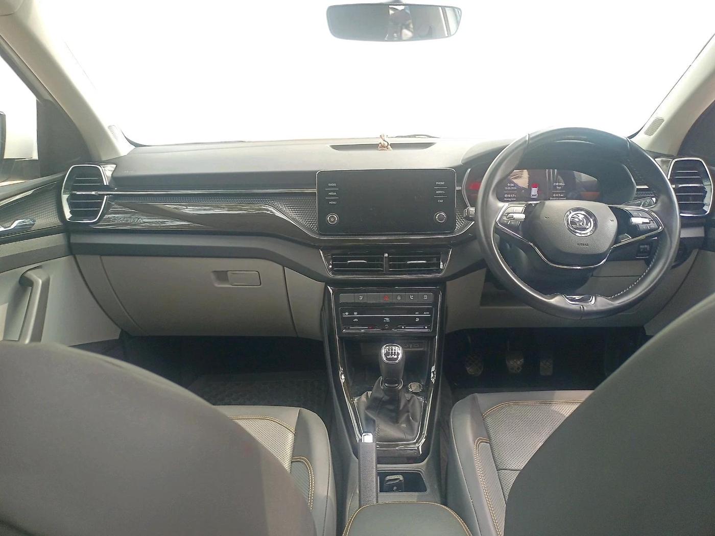 2022 Skoda KUSHAQ STYLE 1.5L TSI MT, Petrol, Manual, 24,000 km, interior