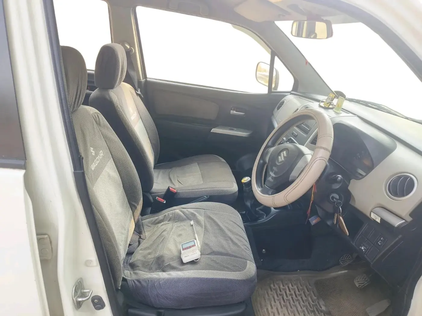 2013 Maruti Wagon R 1.0 LXI, CNG, Manual, 54,199 km, interior