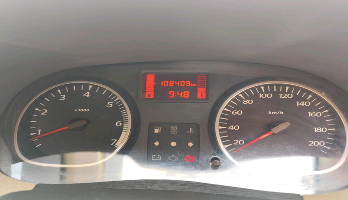 2013 Renault Duster 85 PS RXL DIESEL, Diesel, Manual, 1,08,409 km, interior