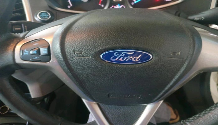 2015 Ford Ecosport TITANIUM 1.5L DIESEL, Diesel, Manual, 94,050 km, interior