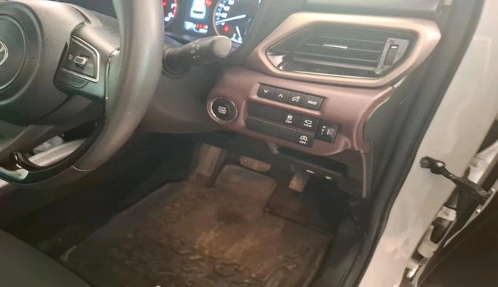 2025 Toyota Urban Cruiser Taisor V 1.0 Petrol AT, Petrol, Automatic, 2,253 km, interior