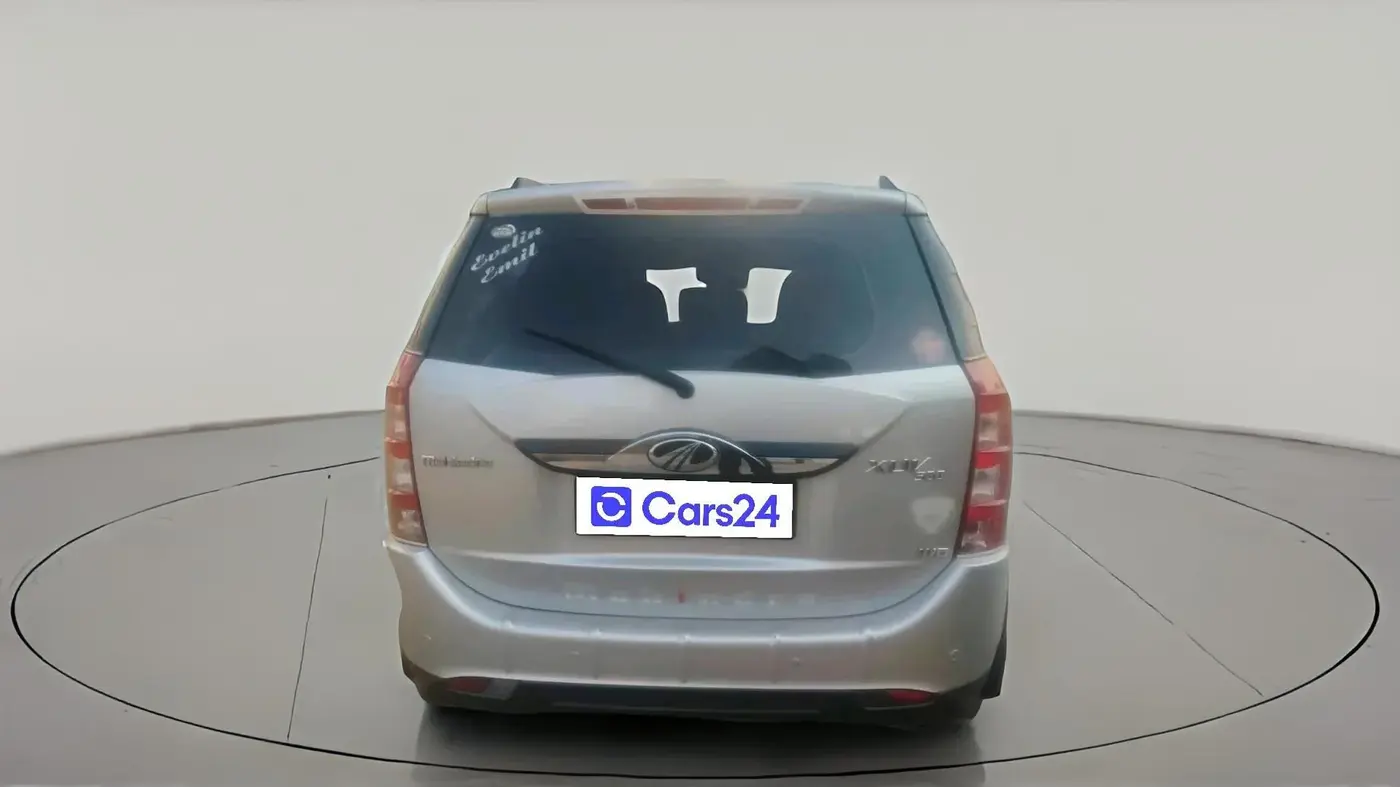2014 Mahindra XUV500 W8, Diesel, Manual, 1,12,609 km, exterior