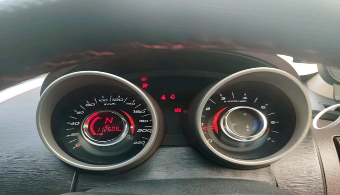 2014 Mahindra XUV500 W8, Diesel, Manual, 1,12,609 km, interior