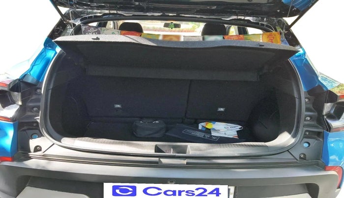 2022 Renault Kiger RXZ TURBO CVT DUAL TONE, Petrol, Automatic, 33,267 km, exterior