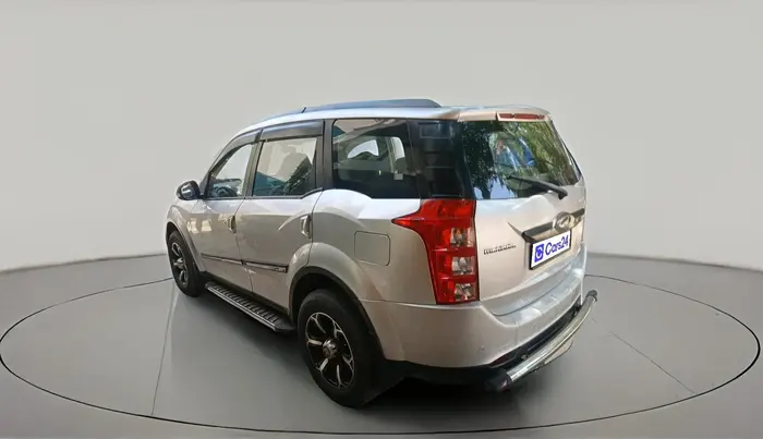 2015 Mahindra XUV500 W6, Diesel, Manual, 1,02,059 km, exterior