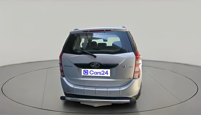 2015 Mahindra XUV500 W6, Diesel, Manual, 1,02,059 km, exterior