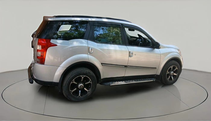 2015 Mahindra XUV500 W6, Diesel, Manual, 1,02,059 km, exterior