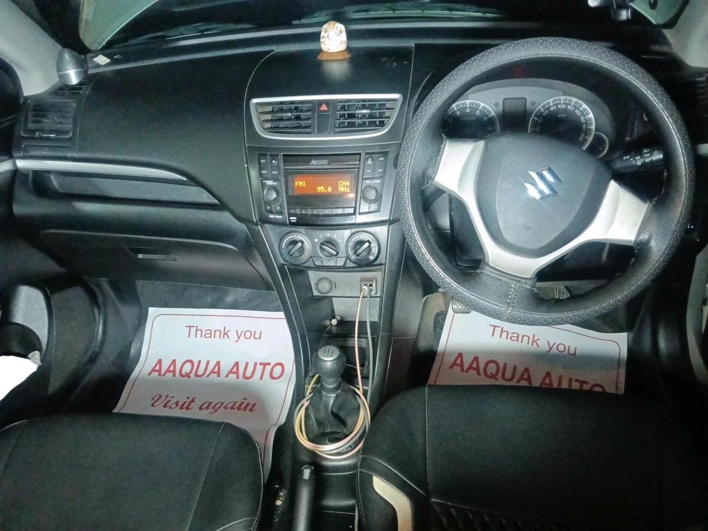 2015 Maruti Swift VXI, Petrol, Manual, 89,589 km, interior