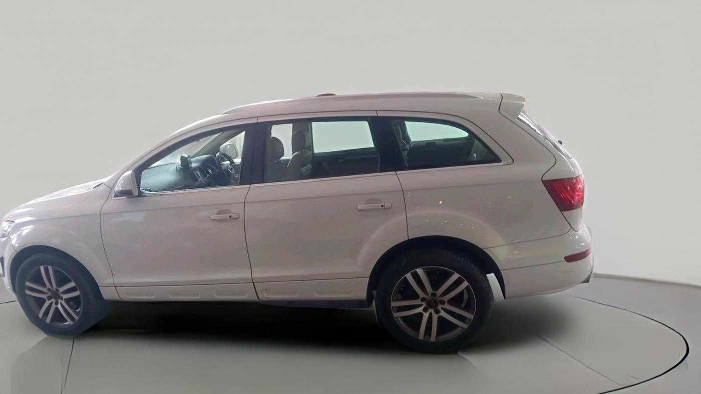 2013 Audi Q7 4.2 TDI QUATTRO, Diesel, Automatic, 74,732 km, exterior