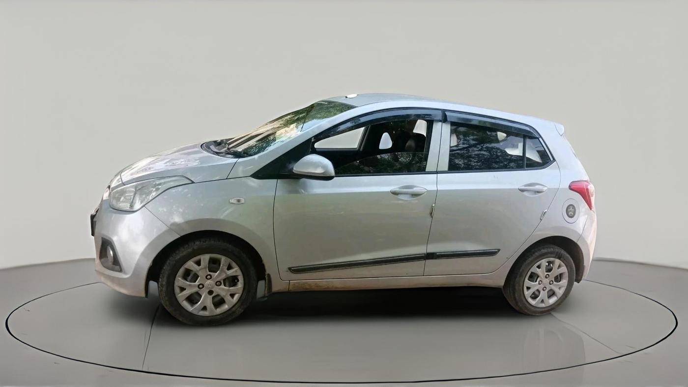 2013 Hyundai Grand i10 MAGNA 1.2 KAPPA VTVT, Petrol, Manual, 1,25,102 km, exterior
