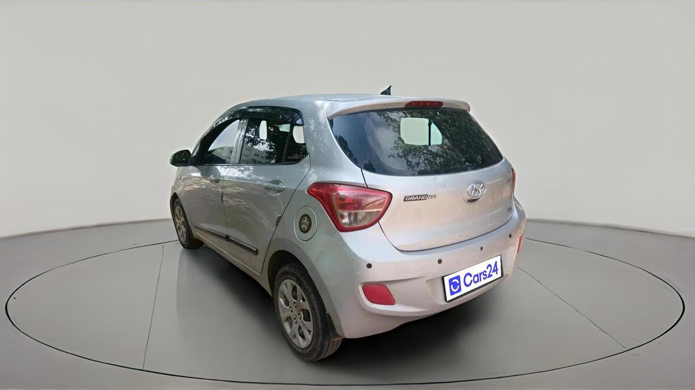 2013 Hyundai Grand i10 MAGNA 1.2 KAPPA VTVT, Petrol, Manual, 1,25,102 km, exterior