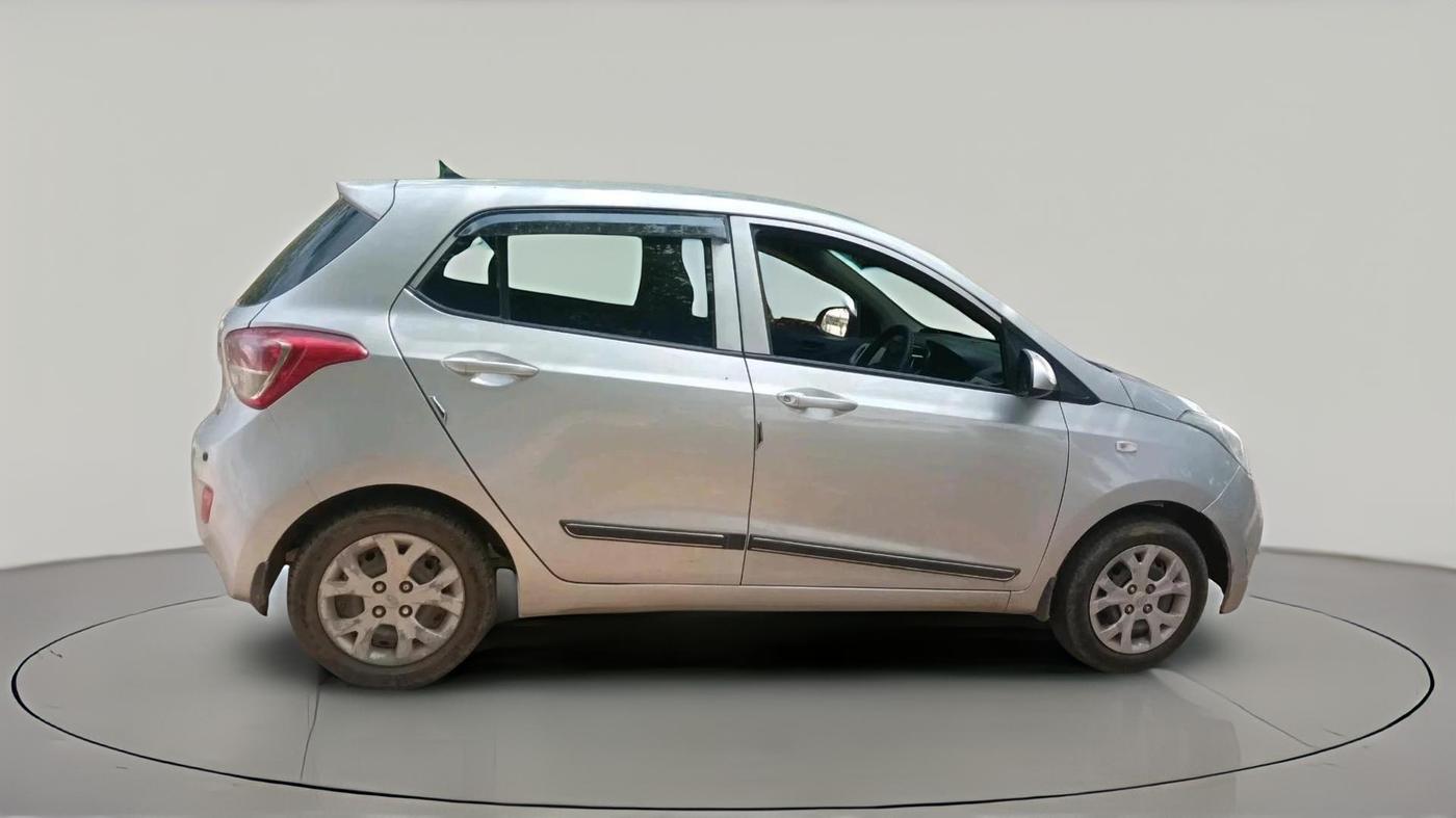 2013 Hyundai Grand i10 MAGNA 1.2 KAPPA VTVT, Petrol, Manual, 1,25,102 km, exterior