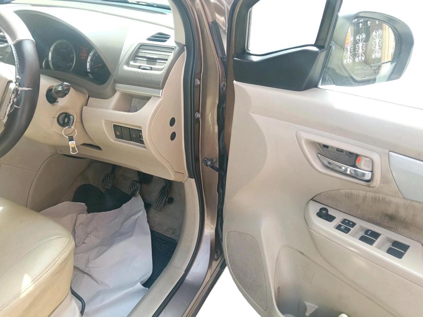 2012 Maruti Ertiga VDI, Diesel, Manual, 1,12,920 km, interior