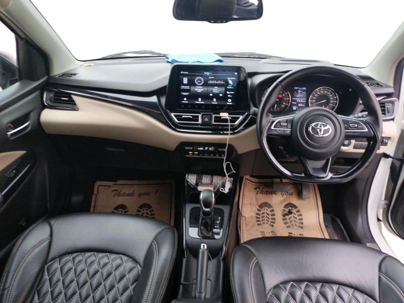 2023 Toyota Glanza V AMT, Petrol, Automatic, 29,950 km, interior