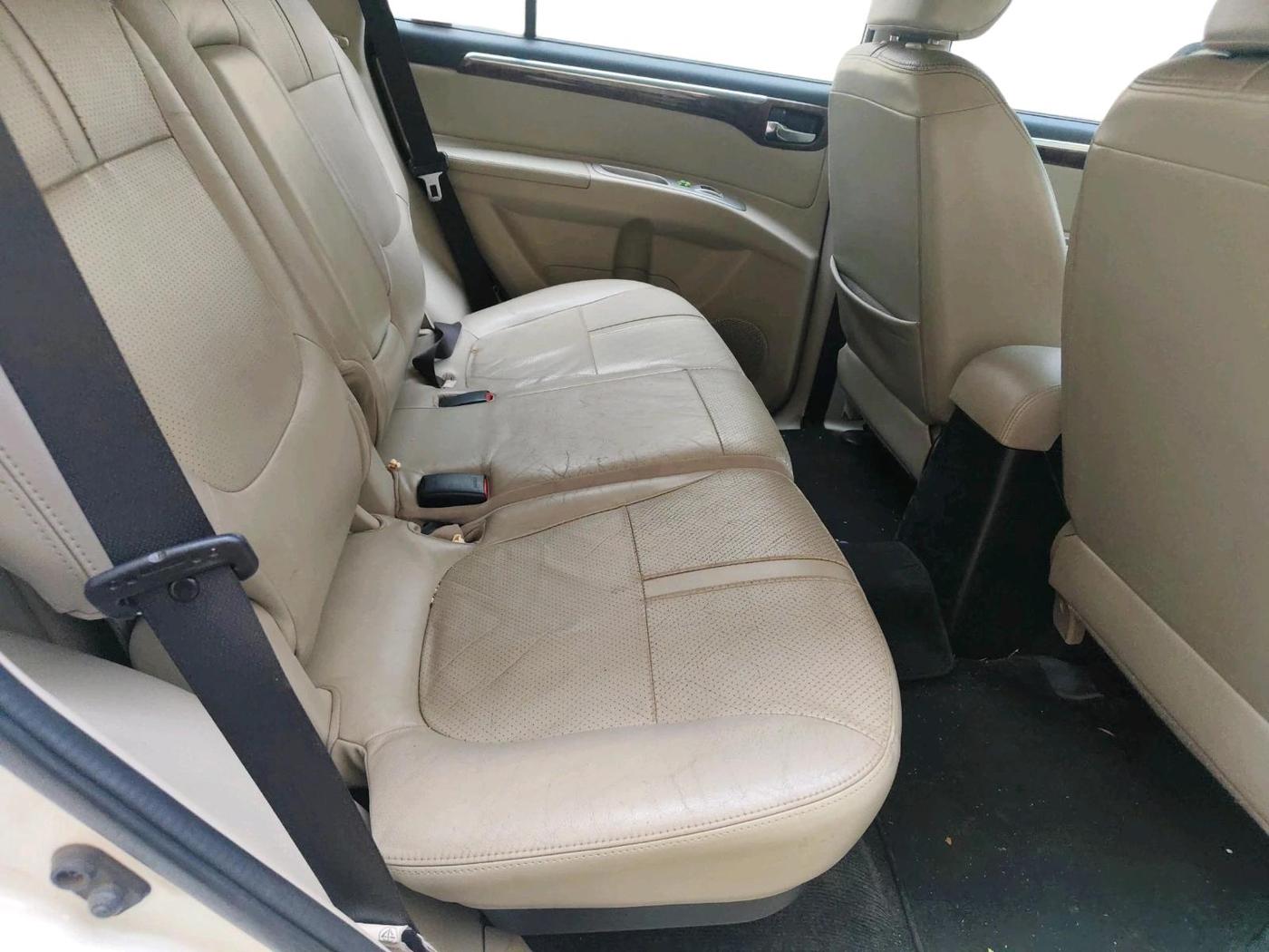 2016 Mitsubishi Pajero Sport 2.5 AT 4X2, Diesel, Automatic, 1,40,440 km, interior