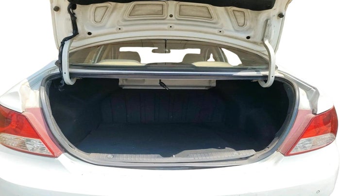 2013 Hyundai Verna FLUIDIC 1.6 CRDI EX, Diesel, Manual, 1,12,432 km, exterior