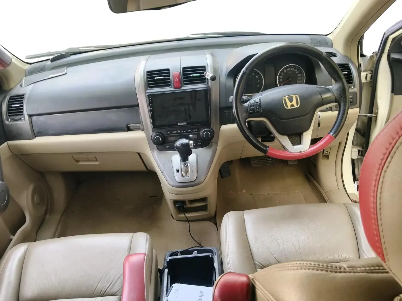 2006 Honda CRV 2.4L 2WD AT, Petrol, Automatic, 1,24,042 km, interior
