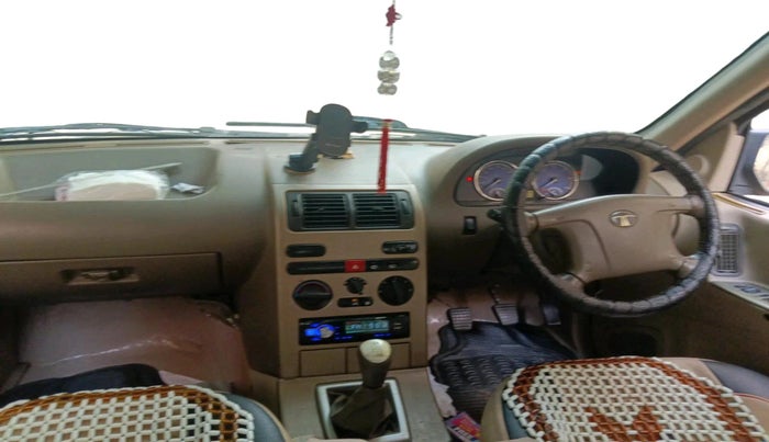 2012 Tata Safari 4X2 LX DICOR 2.2 VTT, Diesel, Manual, 57,380 km, interior