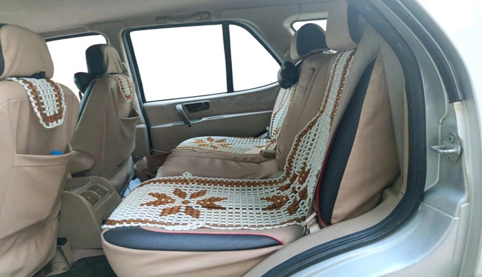 2012 Tata Safari 4X2 LX DICOR 2.2 VTT, Diesel, Manual, 57,380 km, interior