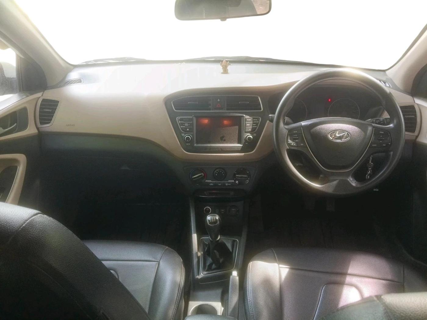 2019 Hyundai Elite i20 SPORTZ PLUS 1.2, Petrol, Manual, 58,497 km, interior