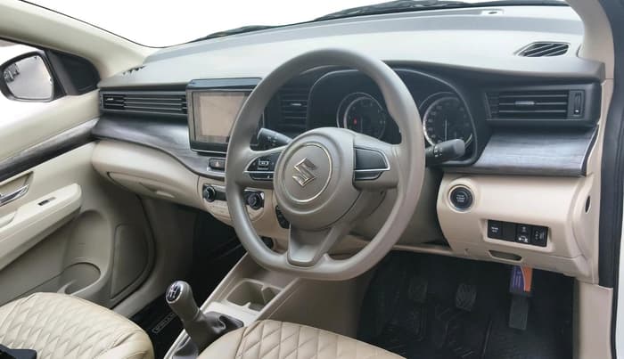 2025 Maruti Ertiga ZXI  CNG, CNG, Manual, 1,958 km, interior