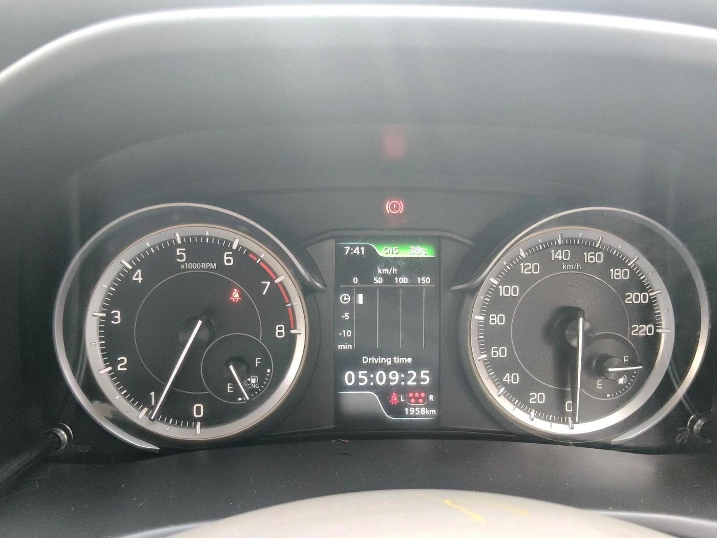 2025 Maruti Ertiga ZXI  CNG, CNG, Manual, 1,958 km, interior