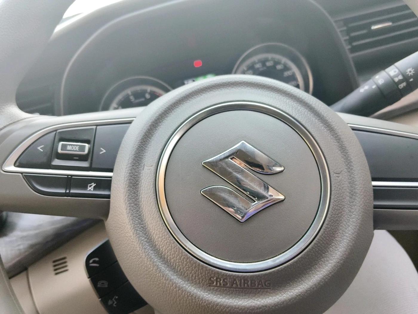 2025 Maruti Ertiga ZXI  CNG, CNG, Manual, 1,958 km, interior