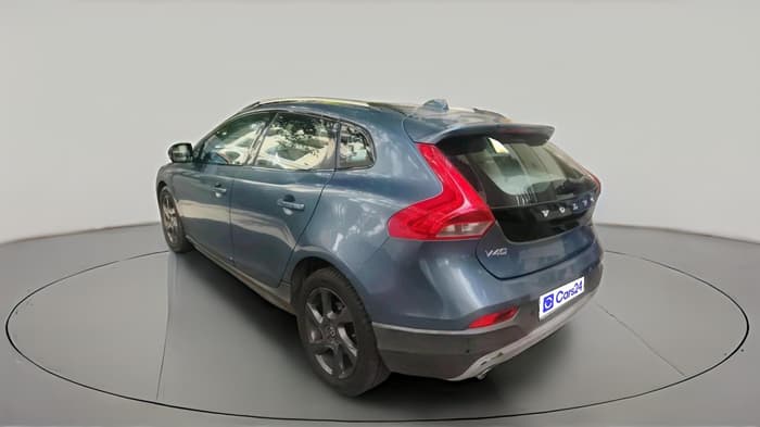 2014 Volvo V40 Cross Country D3, Diesel, Automatic, 1,46,501 km, exterior