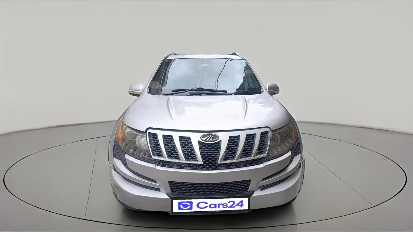 2013 Mahindra XUV500 W8, Diesel, Manual, 1,32,338 km, exterior
