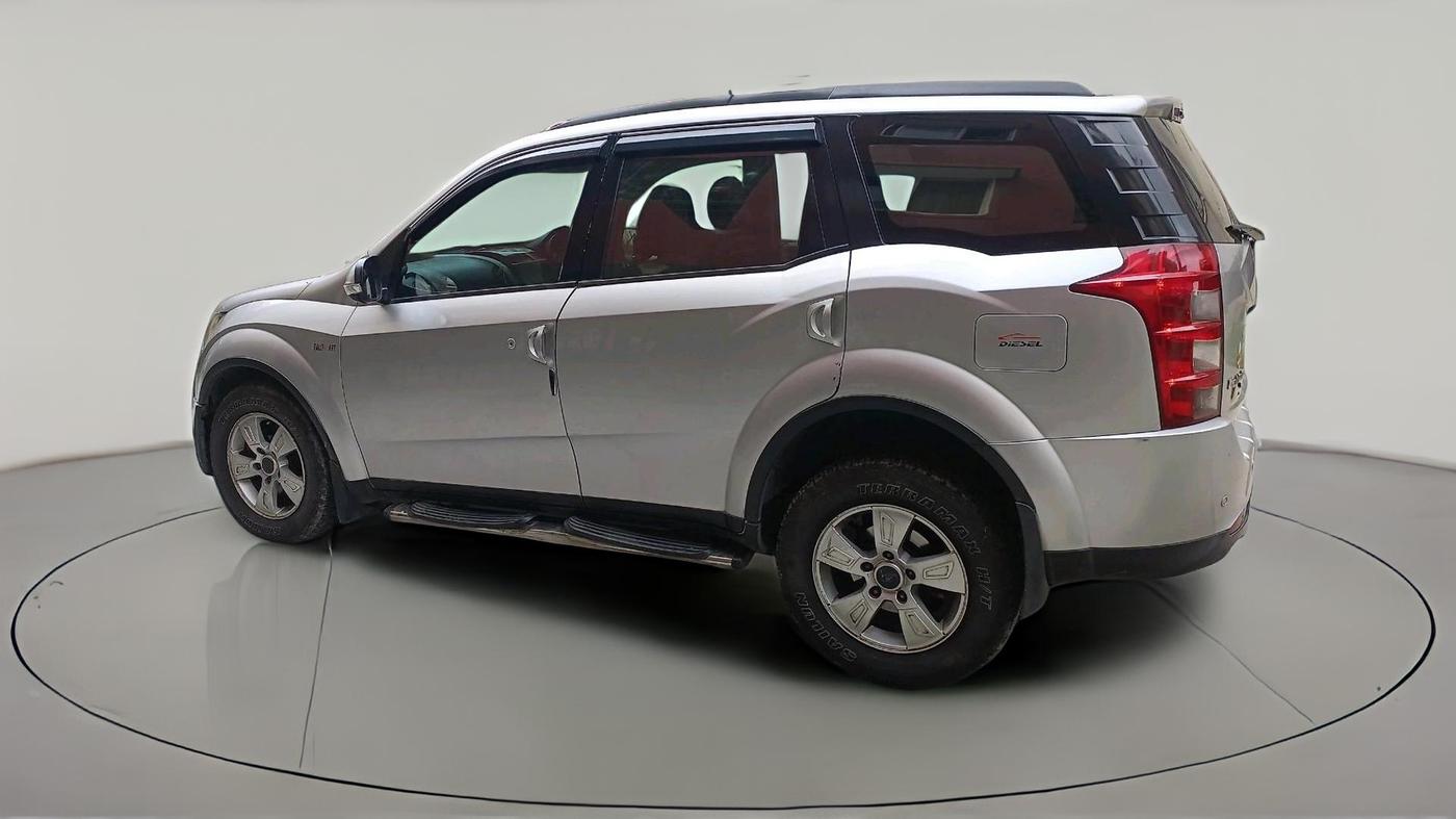 2013 Mahindra XUV500 W8, Diesel, Manual, 1,32,338 km, exterior