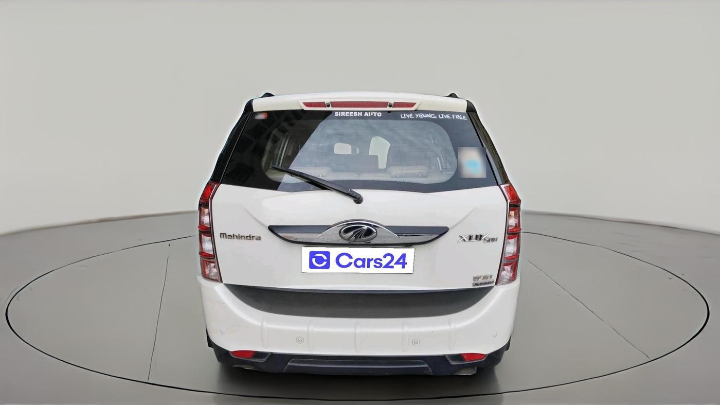 2016 Mahindra XUV500 W10 AT, Diesel, Automatic, 1,23,621 km, exterior