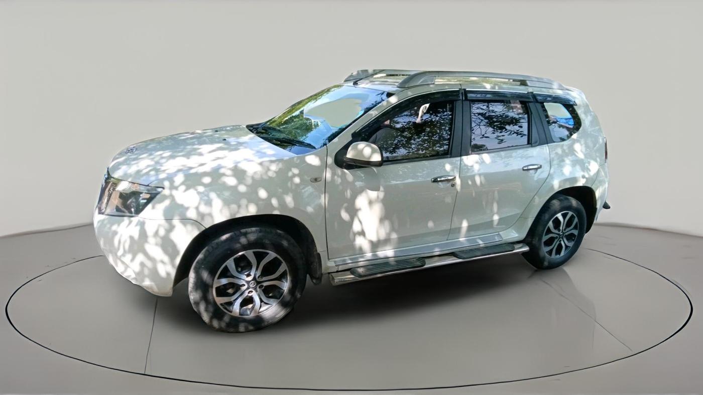 2014 Nissan Terrano XV D THP 110 PS, Diesel, Manual, 1,78,170 km, exterior