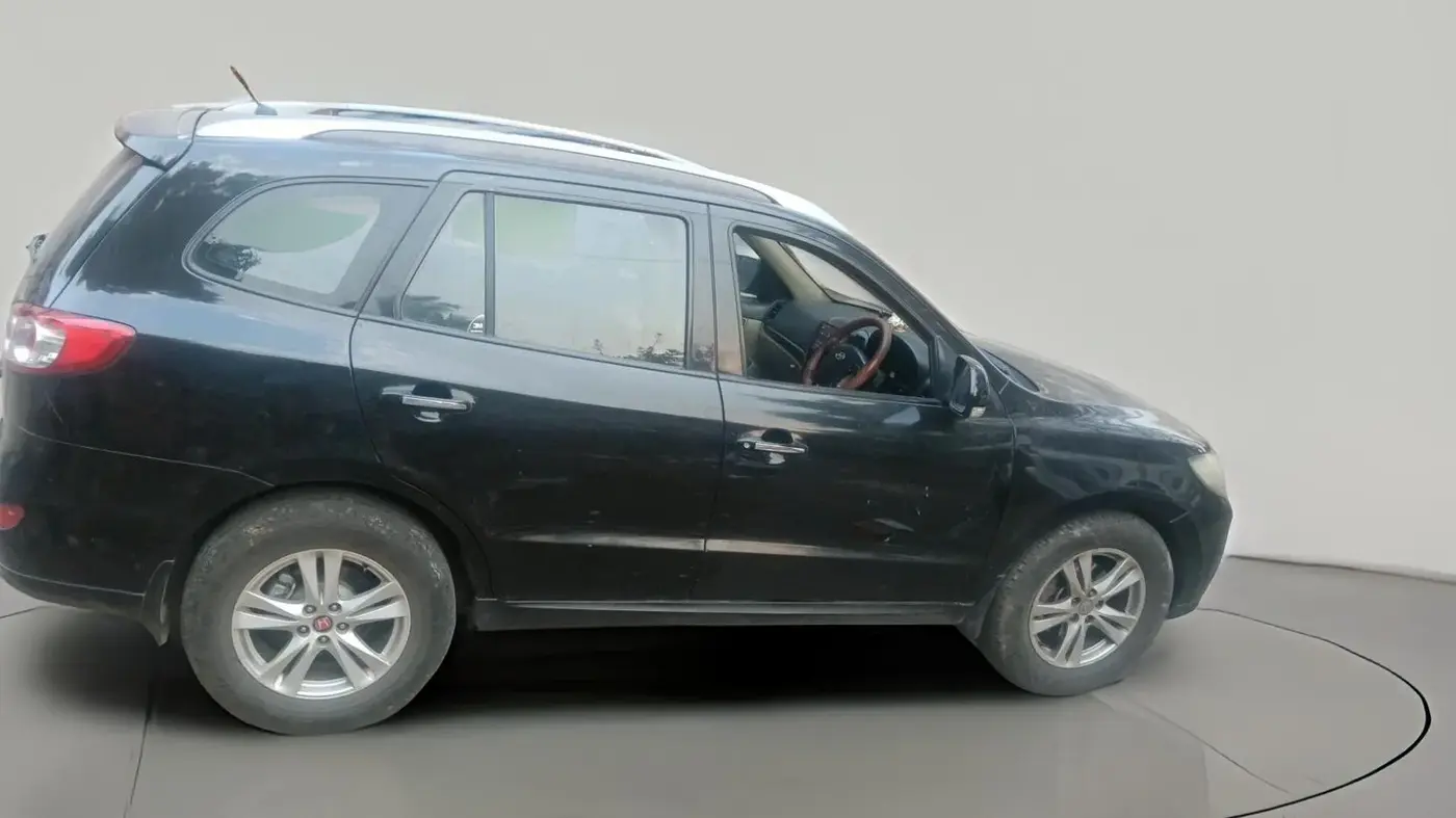 2011 Hyundai Santa Fe 2 WD, Diesel, Manual, 1,94,326 km, exterior