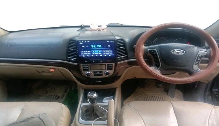 2011 Hyundai Santa Fe 2 WD, Diesel, Manual, 1,94,326 km, interior
