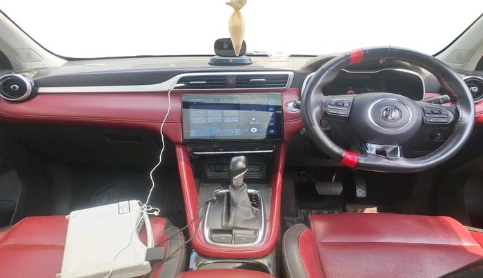 2022 MG ASTOR SAVVY 1.5 CVT S RED, Petrol, Automatic, 64,997 km, interior