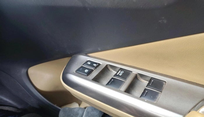 2016 Honda City 1.5L I-VTEC VX CVT, Petrol, Automatic, 85,173 km, interior