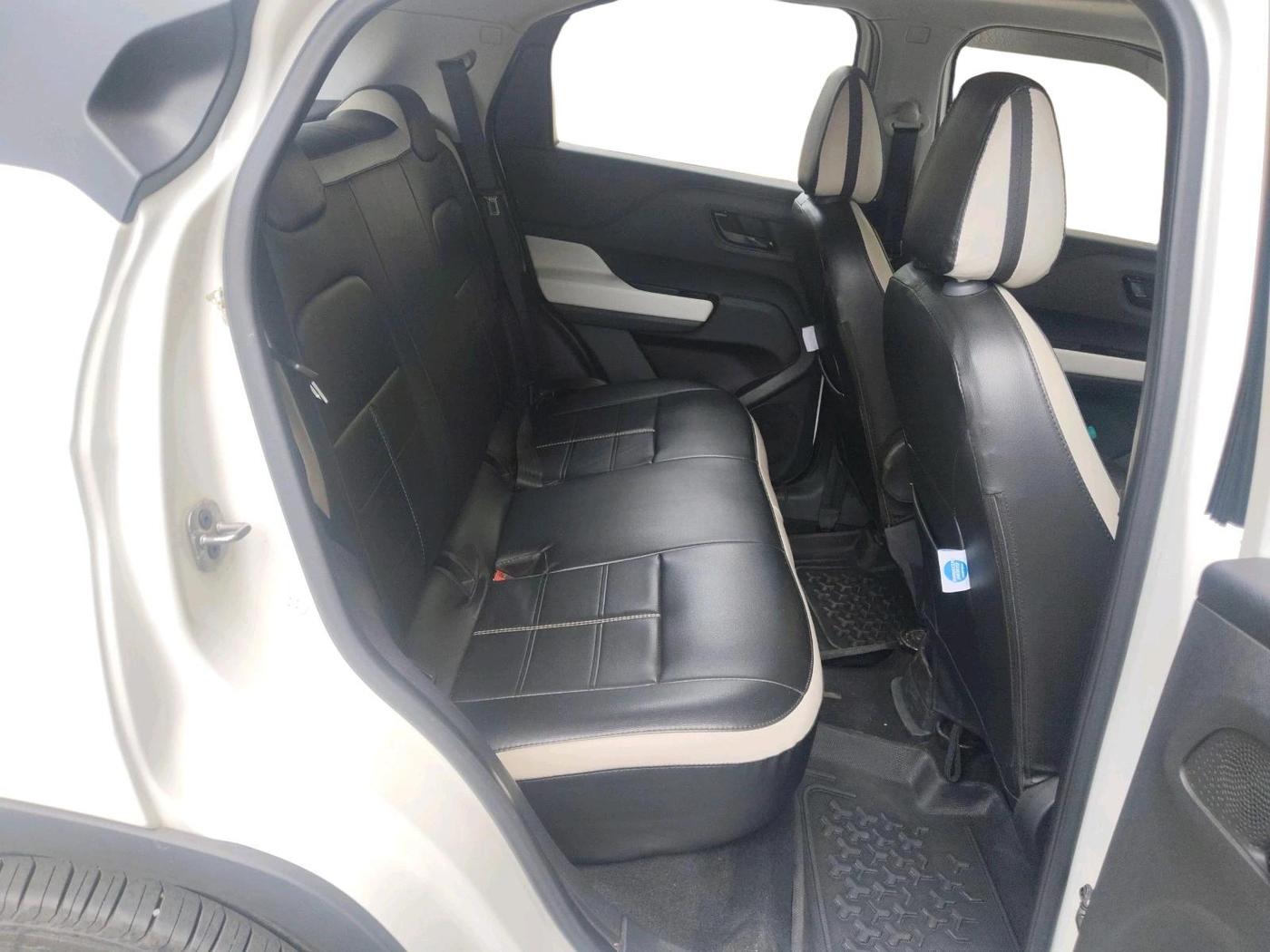 2023 Tata PUNCH  Accomplished AMT Sunroof , CNG, Automatic, 13,307 km, interior