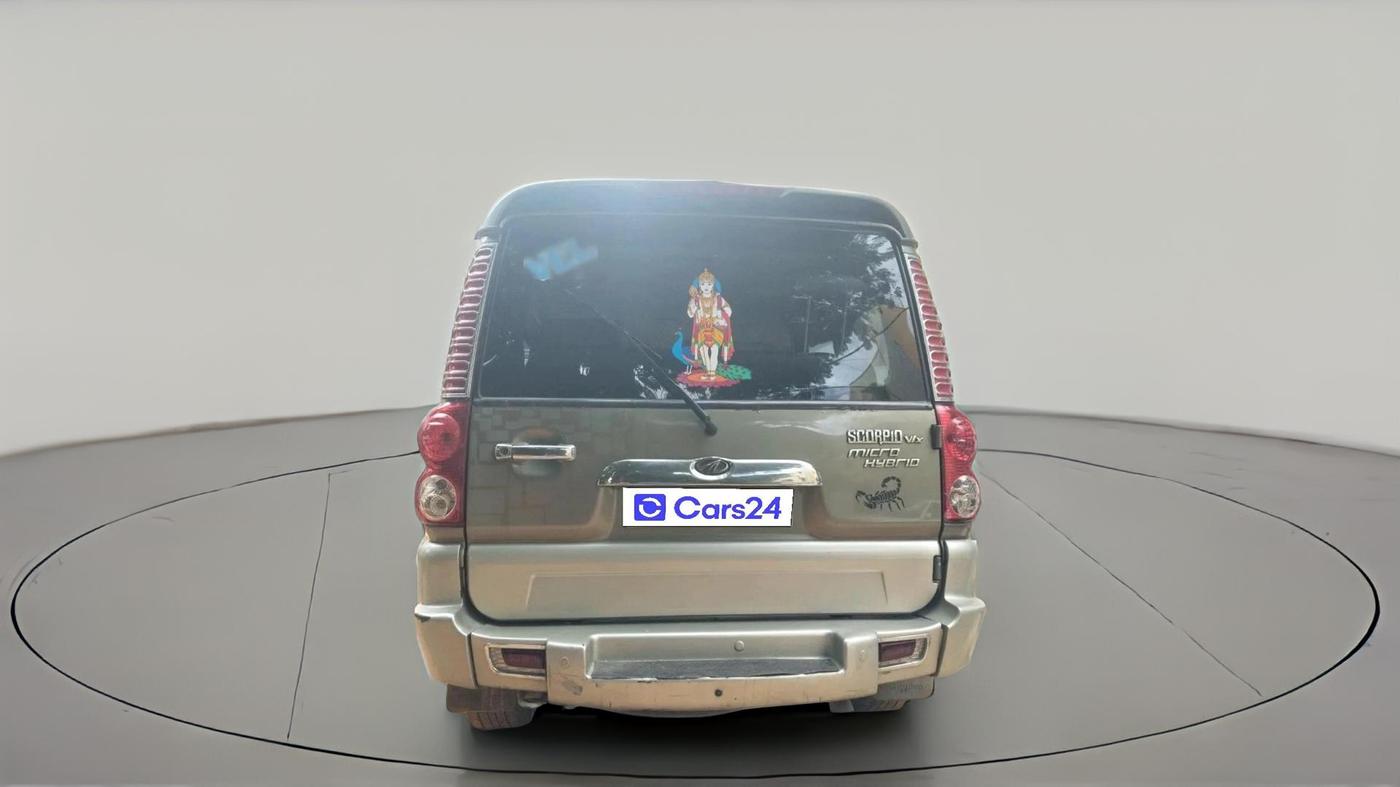 2013 Mahindra Scorpio VLX 2WD AIRBAG BS-III, Diesel, Manual, 1,35,078 km, exterior