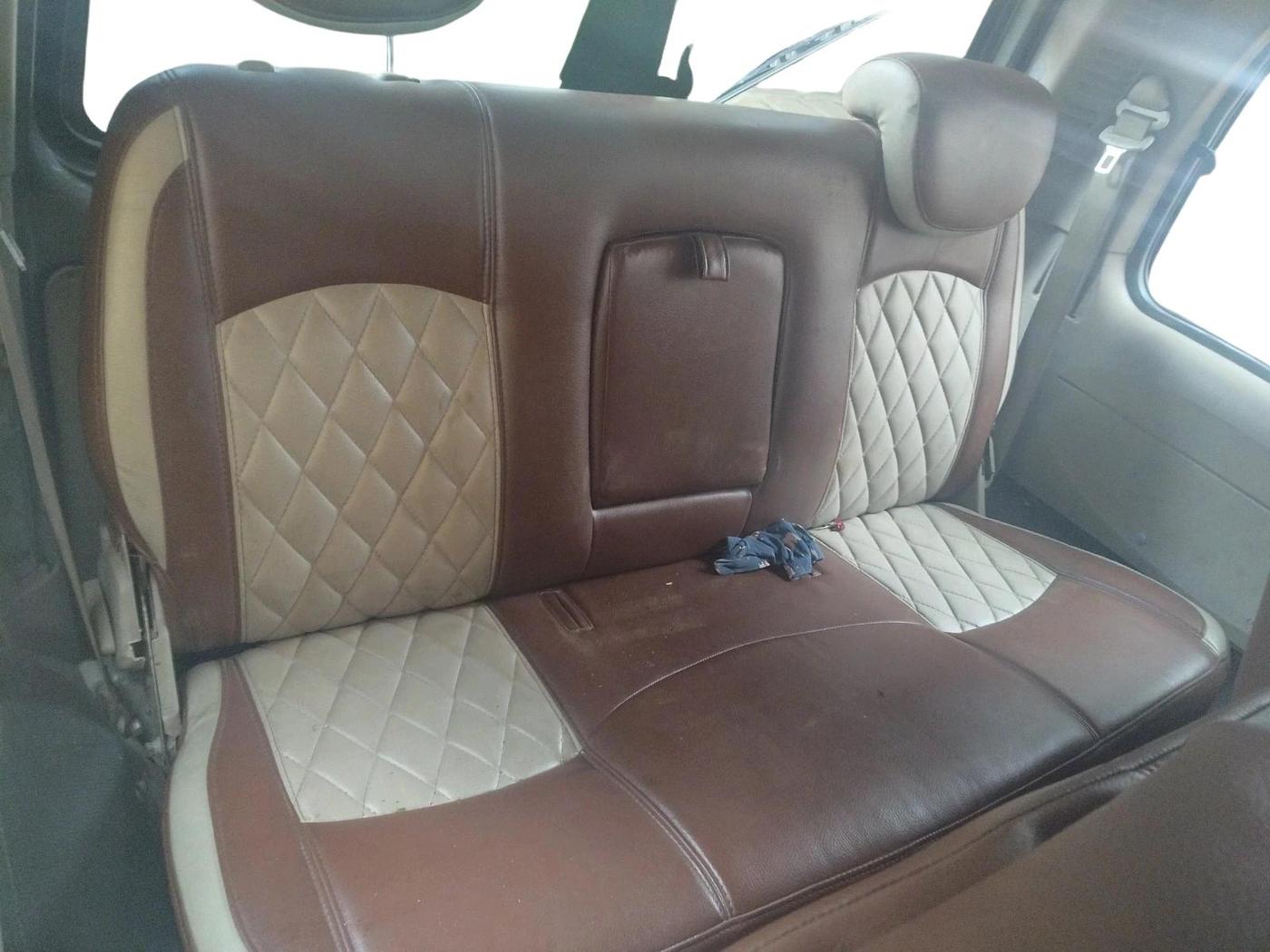 2013 Mahindra Scorpio VLX 2WD AIRBAG BS-III, Diesel, Manual, 1,35,078 km, interior