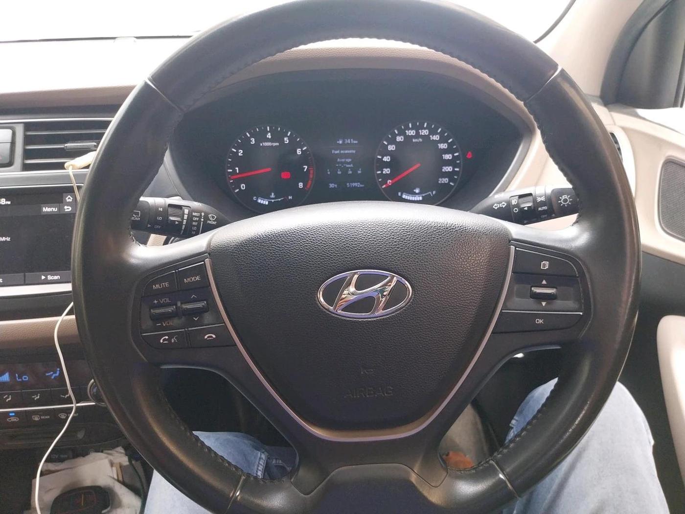 2019 Hyundai Elite i20 ASTA 1.2 (O), Petrol, Manual, 51,992 km, interior