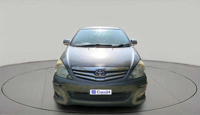 2011 Toyota Innova V 2.5 7 STR, Diesel, Manual, 1,66,846 km, exterior