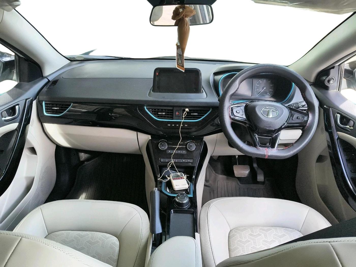 2022 Tata NEXON EV XZ PLUS LUX, Electric, Automatic, 45,236 km, interior