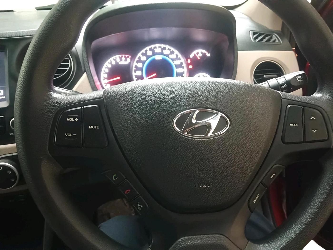 2019 Hyundai Grand i10 SPORTZ 1.2 KAPPA VTVT, Petrol, Manual, 34,310 km, interior