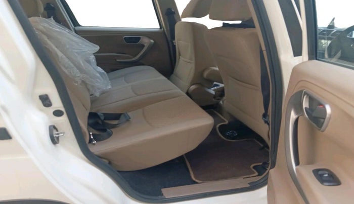 2022 Mahindra BOLERO NEO N 10, Diesel, Manual, 30,100 km, interior