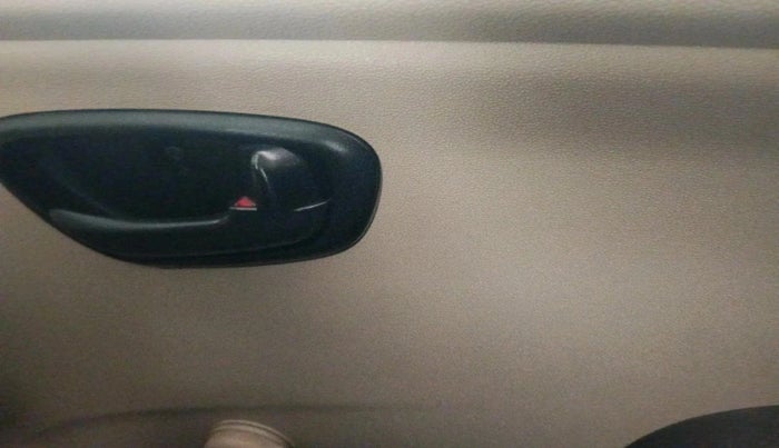 2010 Hyundai i10 D LITE 1.1, Petrol, Manual, 24,852 km, interior