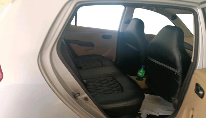 2010 Hyundai i10 D LITE 1.1, Petrol, Manual, 24,852 km, interior