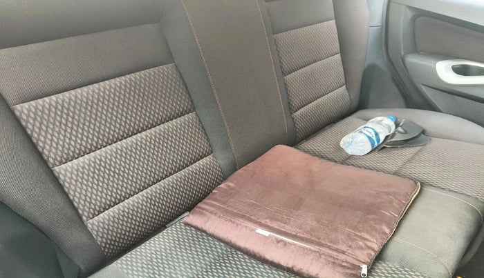 2010 Ford Figo TITANIUM 1.2 PETROL, Petrol, Manual, 74,810 km, interior