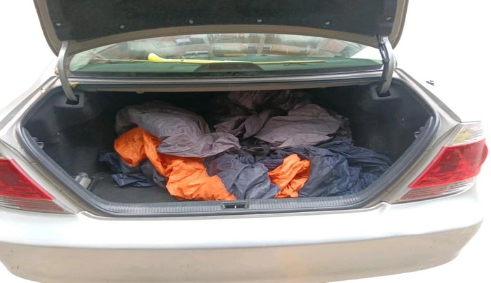 2004 Toyota Camry V3, Petrol, Manual, 1,16,808 km, exterior